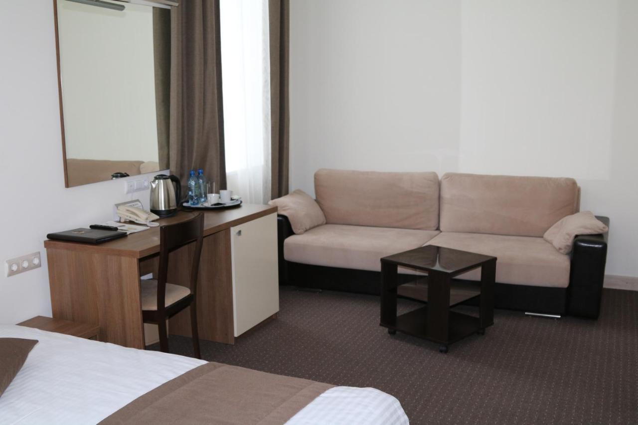 Smart Boutique Hotel Vitebsk Ngoại thất bức ảnh